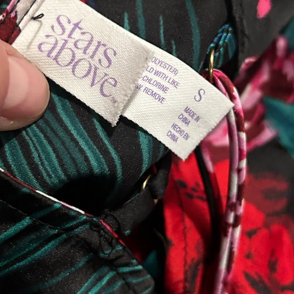 Stars Above Silky Nighty - Picture 3 of 5